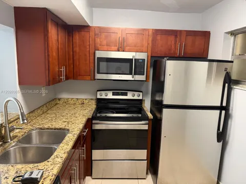 3610 NW 21st St #304