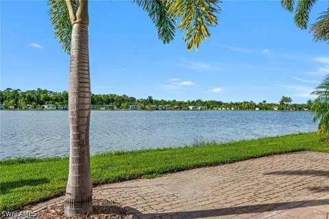 Crystal Lake Drive