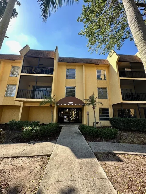 460 NW 20th Street #3040