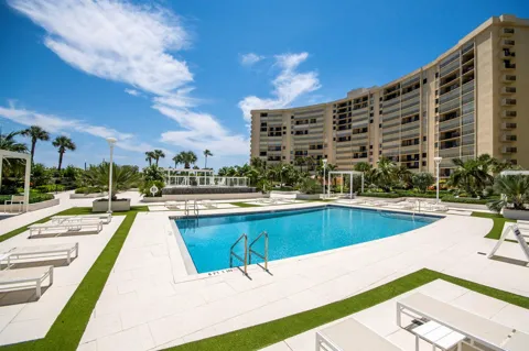 200 Ocean Trail Way #209