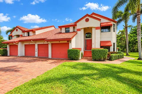 7864 LEXINGTON CLUB BOULEVARD #D