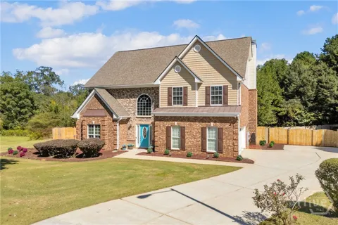 1060 Solitaire Court