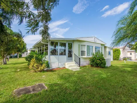 7 La Paloma Lane