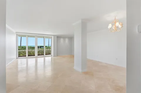 1225 S OCEAN BOULEVARD #101