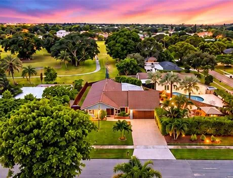 3590 Lakeview Drive