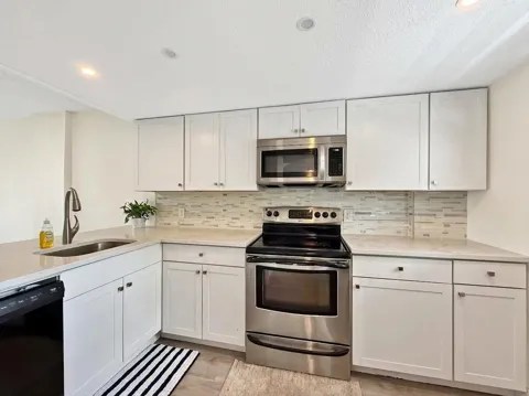 114 Royal Pk Drive #3A