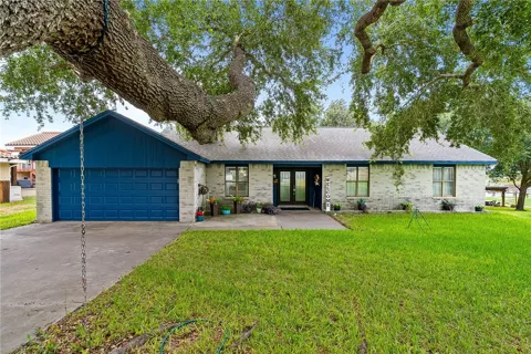 301 Lakeshore Drive
