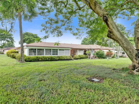311 FLAMINGO LANE