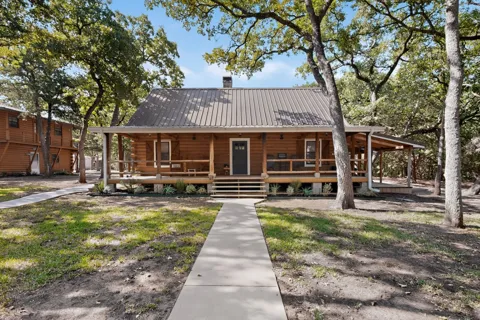 3546 Private Road 2562