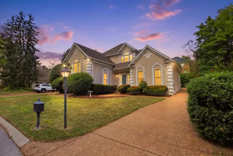 206 Belle Lake Dr