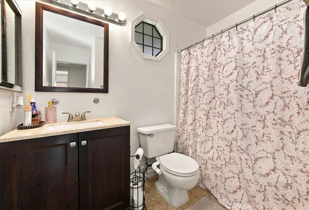 7676 Cardiff Rancho Cucamonga, CA 91730