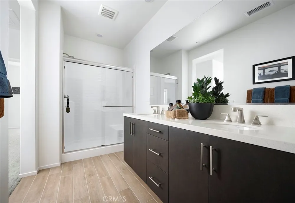 3541 S. Eichler Paseo #26 Ontario, CA 91761