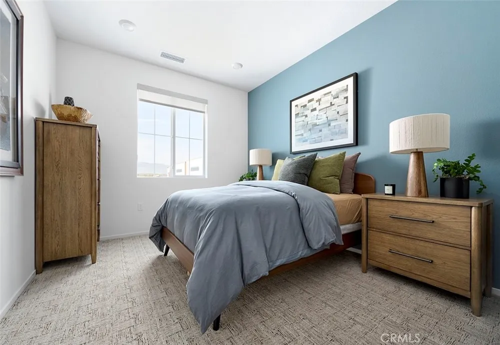 3541 S. Eichler Paseo #26 Ontario, CA 91761