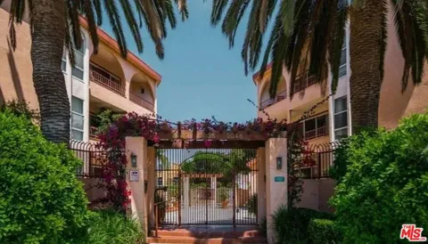 2045 4th Street #208B