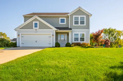 4548 Lauren Lane