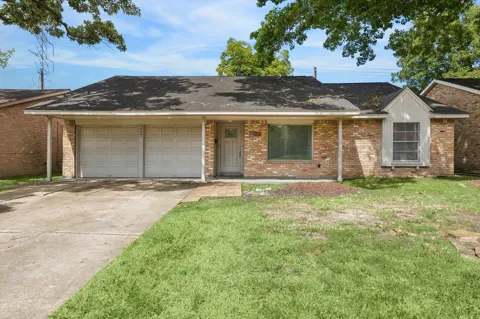 5926 Willowbend Boulevard