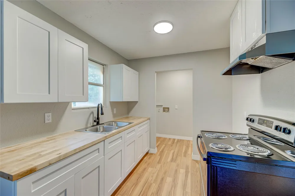 61 Hooker Lane Shepherd, TX 77371