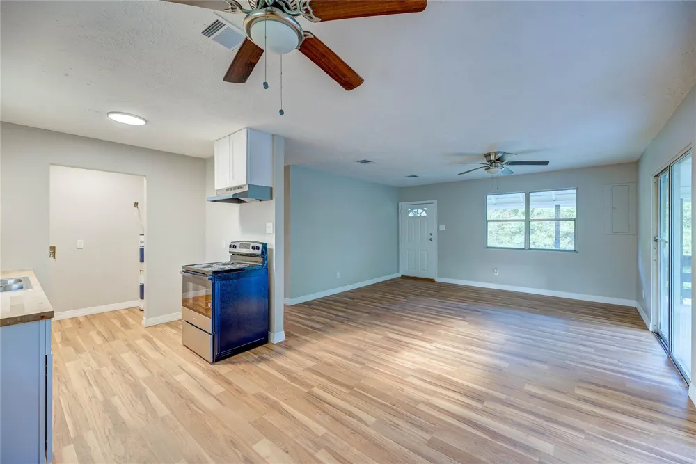 61 Hooker Lane Shepherd, TX 77371
