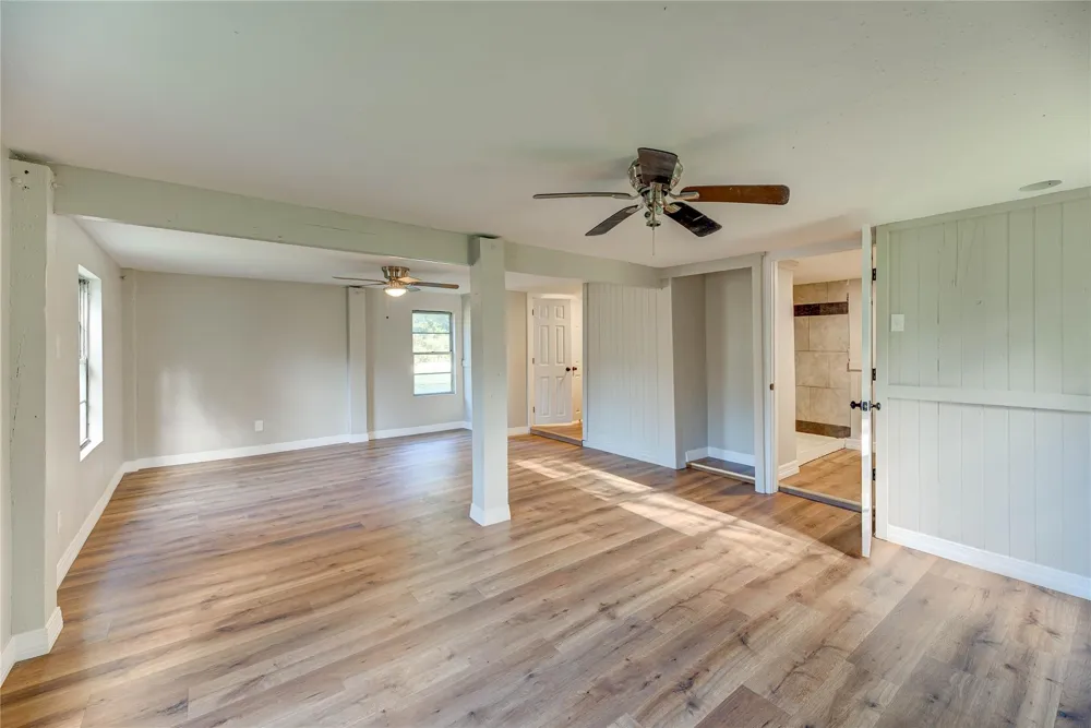 61 Hooker Lane Shepherd, TX 77371