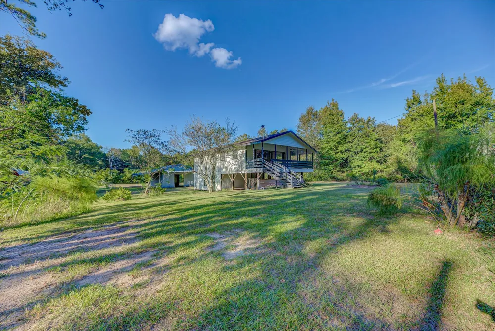 61 Hooker Lane Shepherd, TX 77371