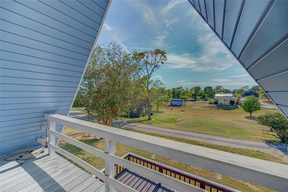 221 Crestmont Street Point Blank, TX 77364