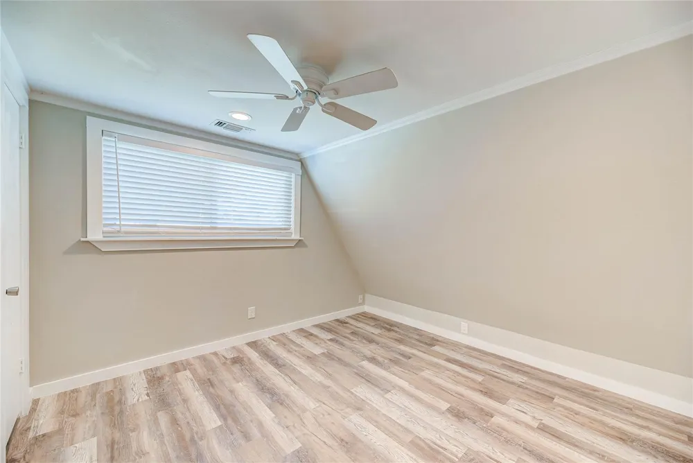 221 Crestmont Street Point Blank, TX 77364