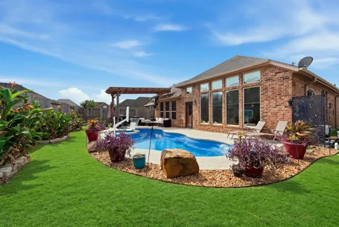 1413 Silver Rings Court