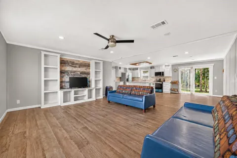 169 Road 5888