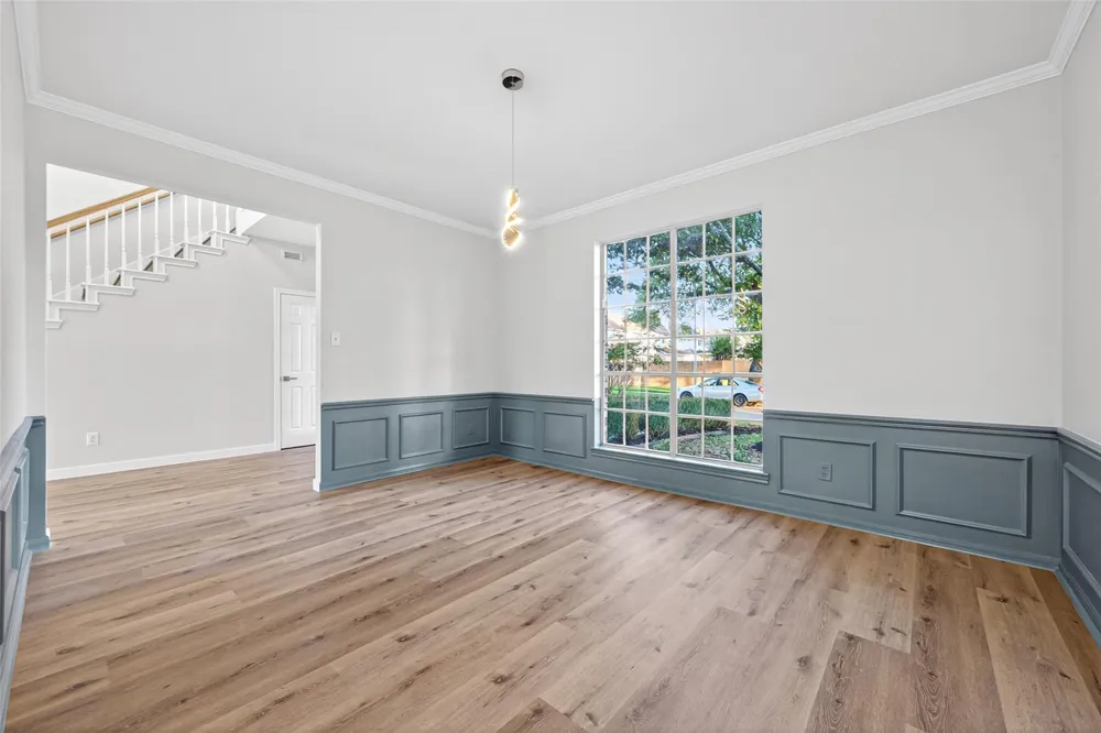 8010 Ashley Circle Drive Houston, TX 77071