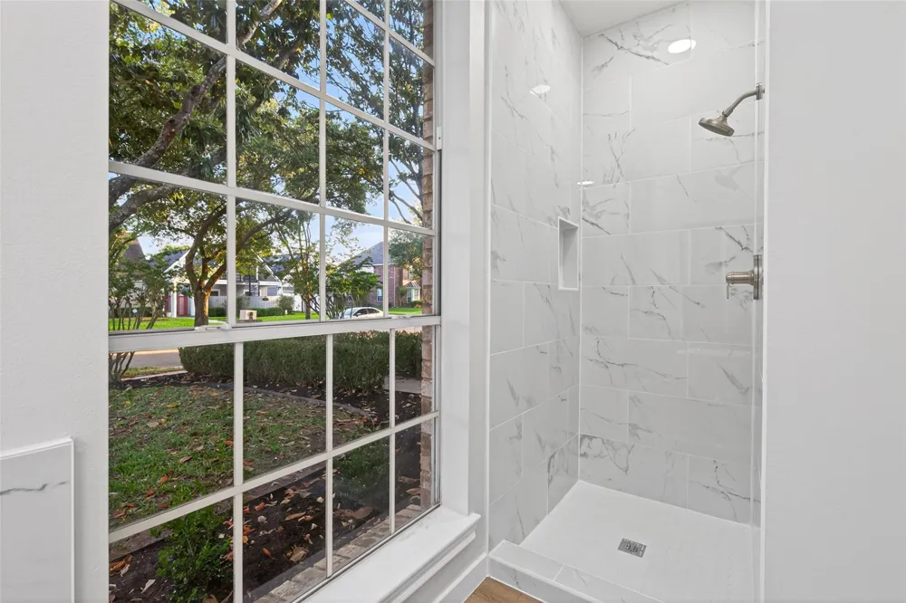 8010 Ashley Circle Drive Houston, TX 77071