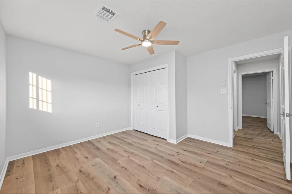 8010 Ashley Circle Drive Houston, TX 77071