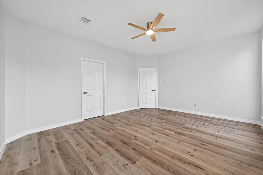 8010 Ashley Circle Drive Houston, TX 77071