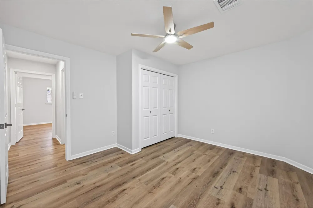 8010 Ashley Circle Drive Houston, TX 77071