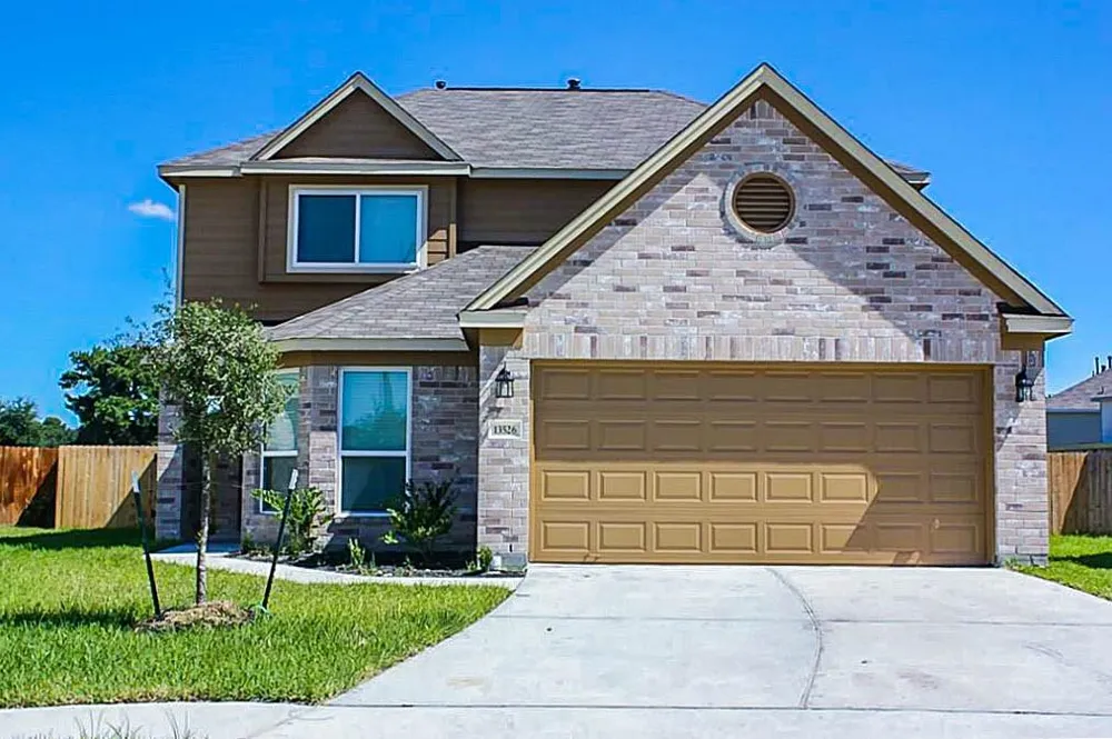 13526 E Red Birch Circle Houston, TX 77038