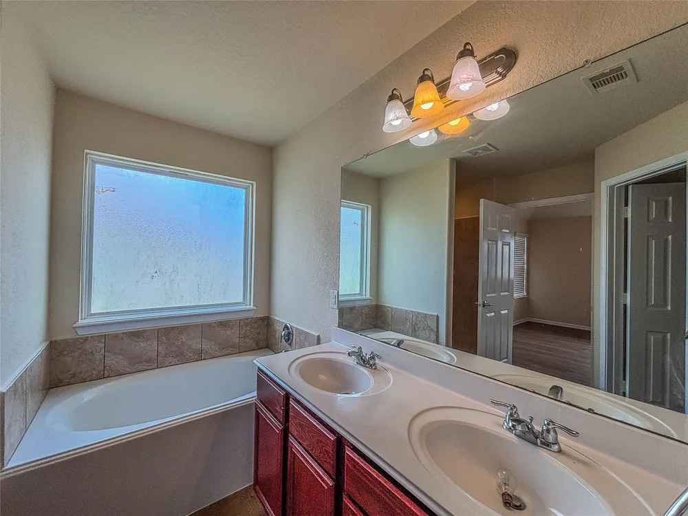 13526 E Red Birch Circle Houston, TX 77038