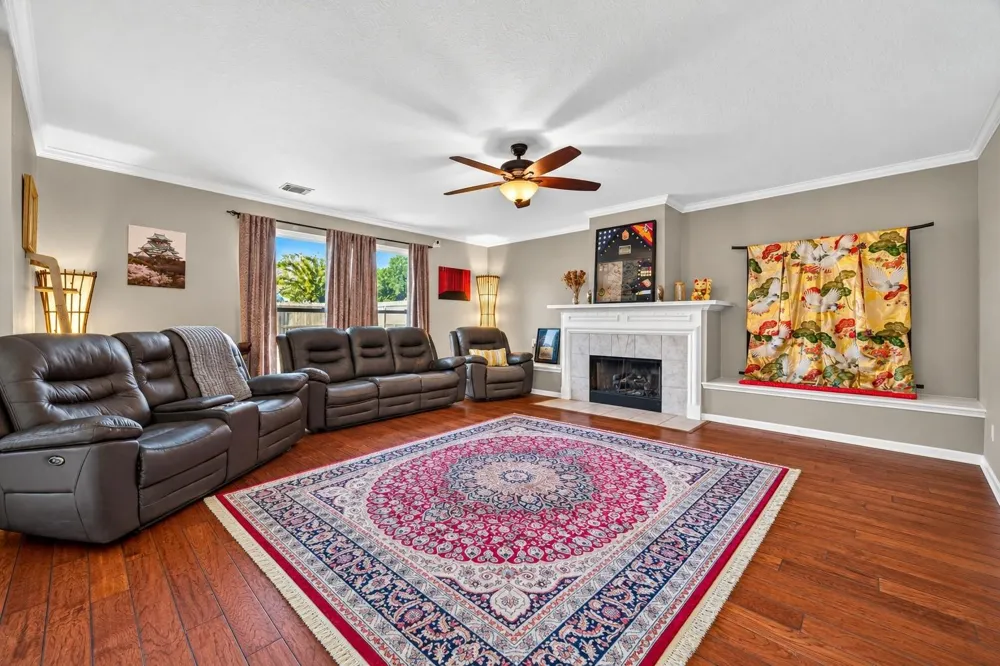 1806 N Everglades Deer Park, TX 77536