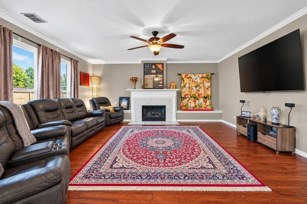 1806 N Everglades Deer Park, TX 77536