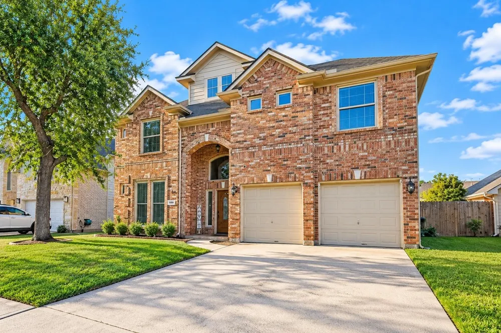 1806 N Everglades Deer Park, TX 77536