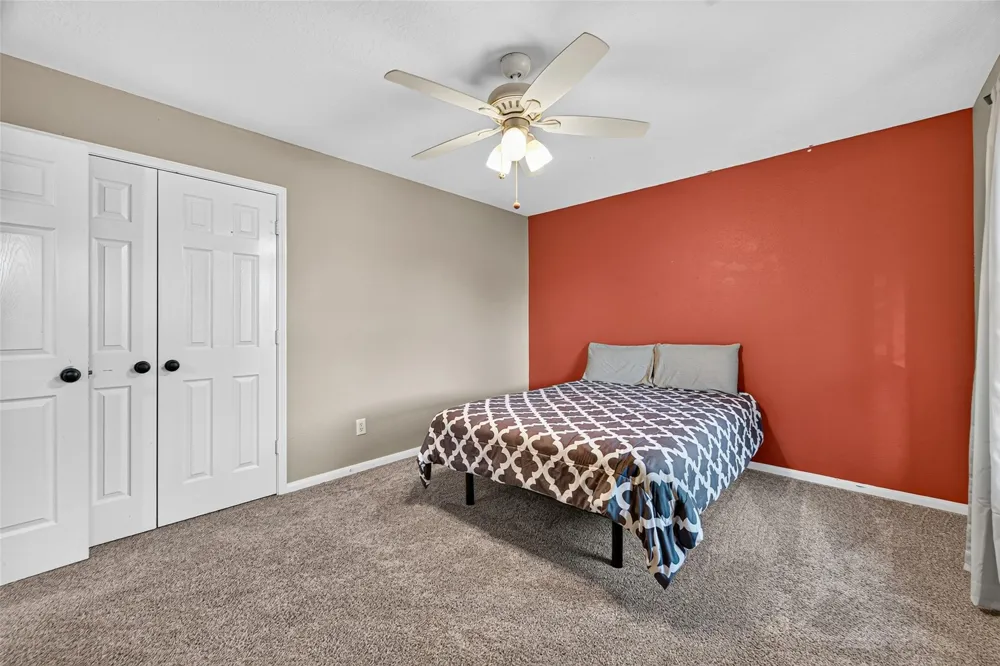 1806 N Everglades Deer Park, TX 77536