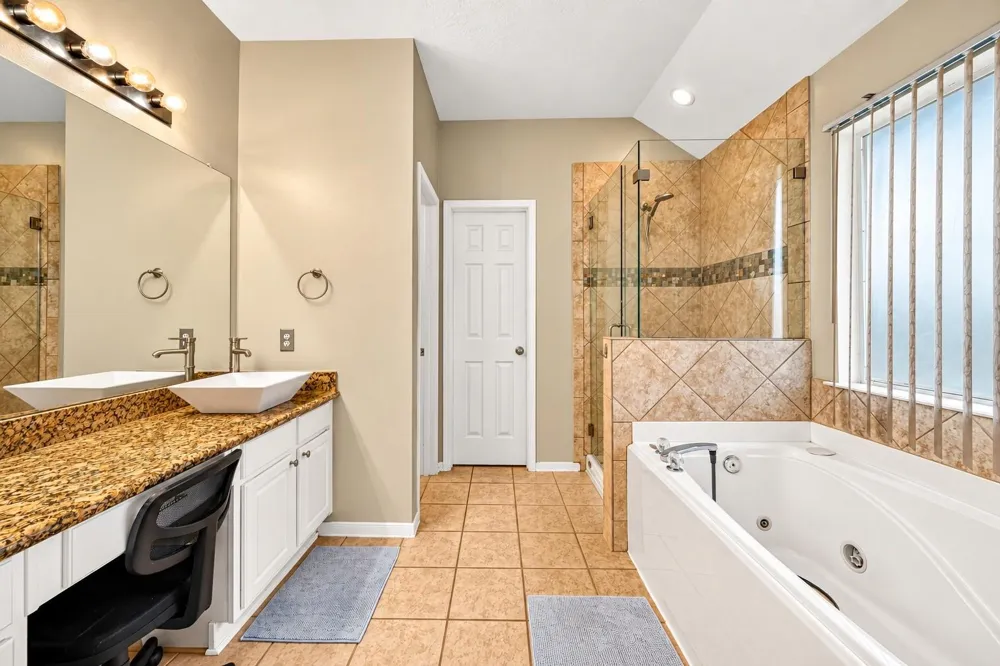 1806 N Everglades Deer Park, TX 77536