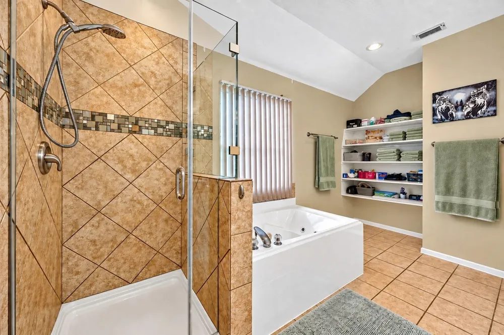 1806 N Everglades Deer Park, TX 77536