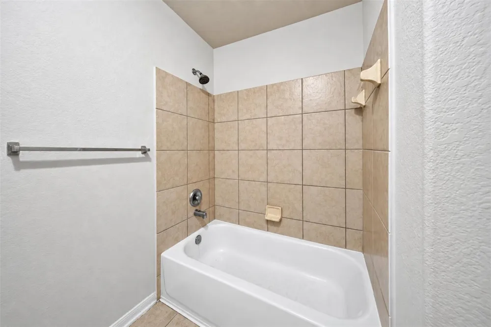 7227 Fox Scene Drive Humble, TX 77338