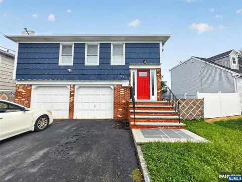 2393 Steuben Street