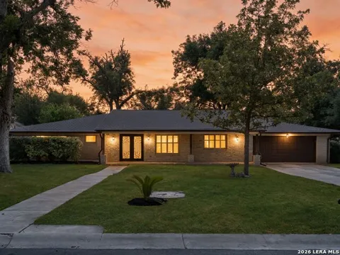 102 Riviera Drive
