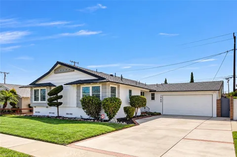 7060 Santa Ana