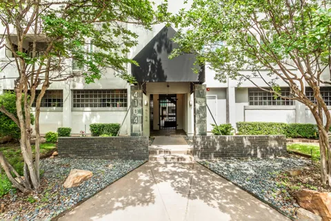 4104 Hall Street #216