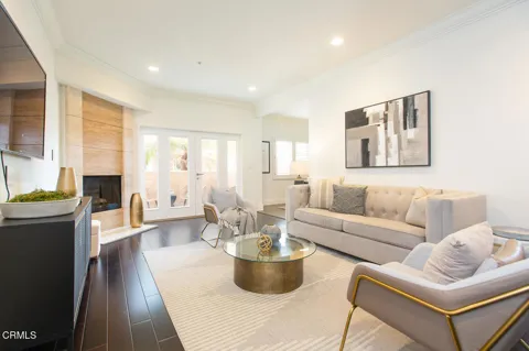 130 S Mentor Avenue #24