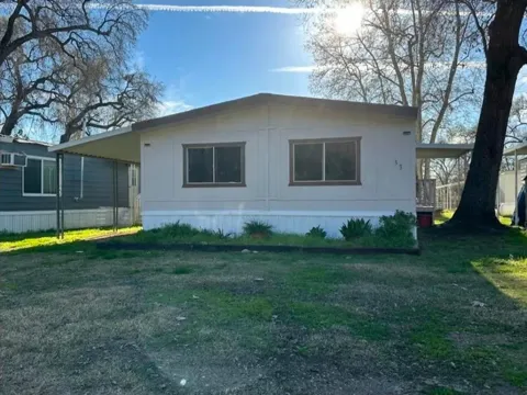 17604 E Kings Canyon Rd #33