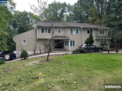 51 Weiss Road