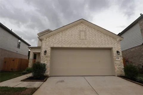 7722 Bergamot Cir